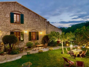 Maison en Provence au bord de la rivière